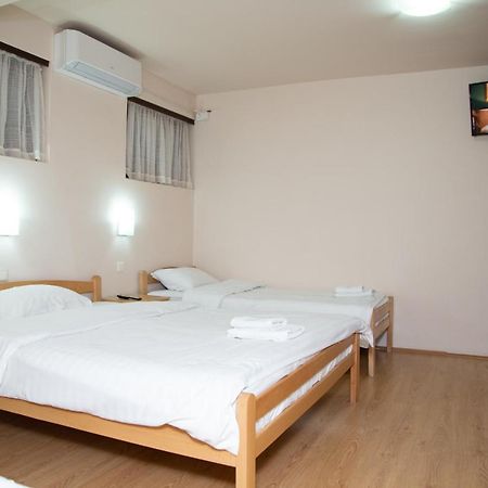 Motel Imperija Ub المظهر الخارجي الصورة