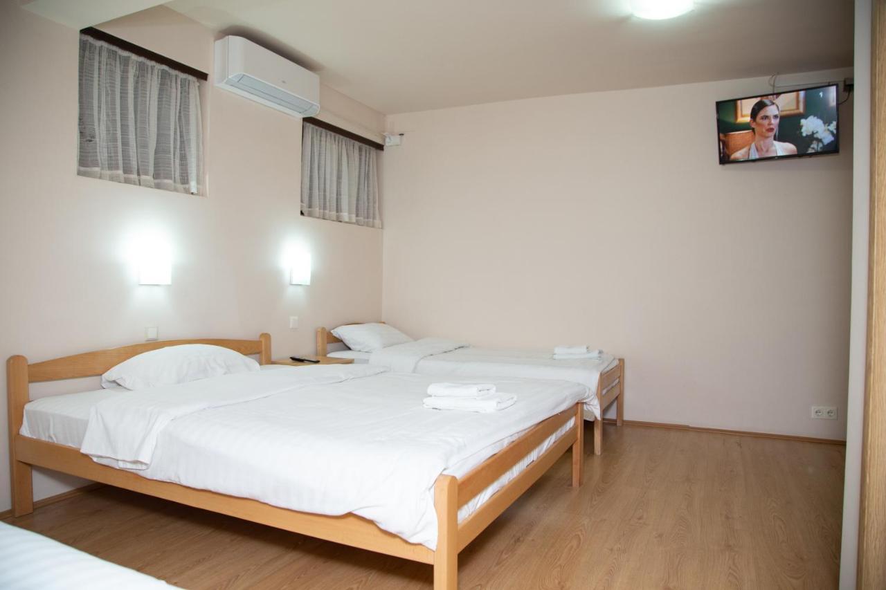 Motel Imperija Ub المظهر الخارجي الصورة
